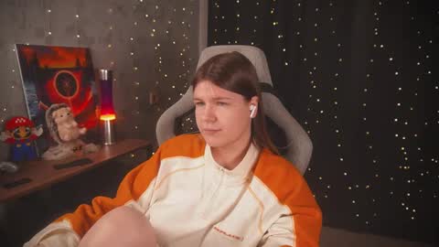 my name is Sonya but you can call me your favorite girl 3 online show from February 4, 2026, 5:24 am