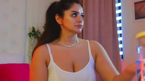 Amberseyes online show from April 7, 2026, 9:10 am