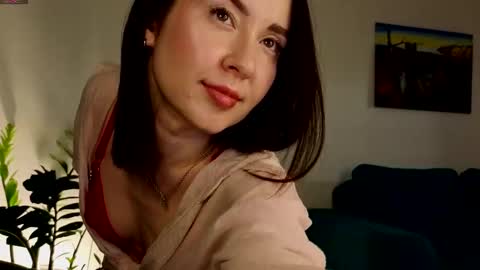 Moon inst 4mbientmoon online show from February 17, 2026, 4:57 pm