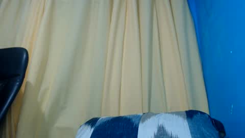 Snapshot of ambisyosa_moore chatting on July 19, 2026, 4:54 pm Marie online show from July 19, 2026, 4:54 pm