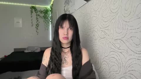 Alica online show from December 5, 2025, 11:52 am