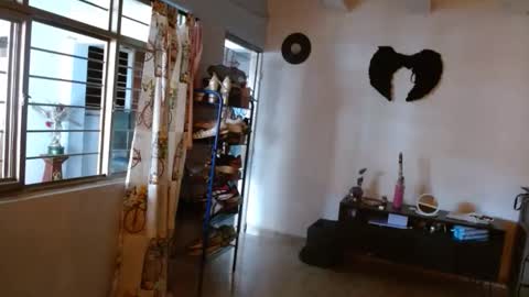 amelia  online show from January 12, 2026, 5:18 pm