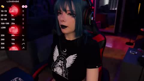 Amelia Aley  online show from September 16, 2025, 8:59 am