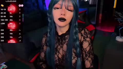 Amelia Aley  online show from October 5, 2025, 10:46 am