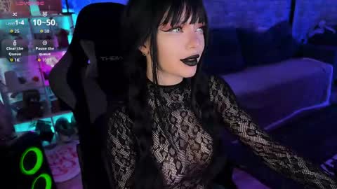 Amelia Aley  online show from April 16, 2026, 10:16 am