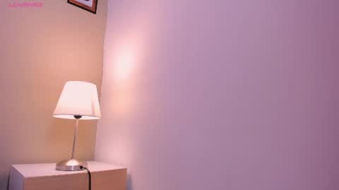Snapshot of amelia_saenz_ chatting on July 7, 2026, 7:40 pm Amelia online show from July 7, 2026, 7:40 pm
