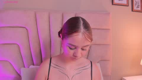 Snapshot of amelia_saenz_ chatting on July 9, 2026, 8:13 pm Amelia online show from July 9, 2026, 8:13 pm