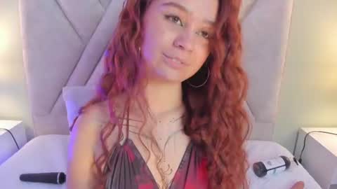 Snapshot of amelia_saenz_ chatting on July 28, 2026, 9:03 pm Amelia online show from July 28, 2026, 9:03 pm