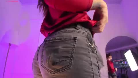 Snapshot of amelia_saenz_ chatting on July 29, 2026, 3:21 pm Amelia online show from July 29, 2026, 3:21 pm