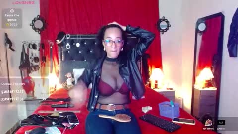 Snapshot of amelie__martinez chatting on September 14, 2025, 8:19 pm amelie__martinez online show from September 14, 2025, 8:19 pm