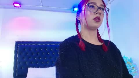 Amelie online show from April 16, 2026, 11:11 am