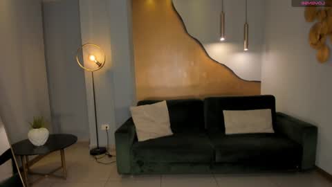 Snapshot of ameliegraham chatting on December 22, 2024, 2:06 pm Amelie Graham online show from December 22, 2024, 2:06 pm