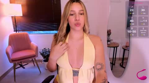 Amelie Graham online show from November 13, 2025, 8:52 pm