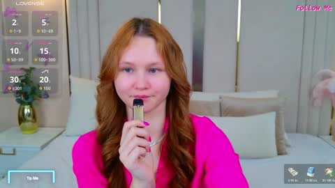 AmeliRoyse online show from December 18, 2025, 5:41 pm