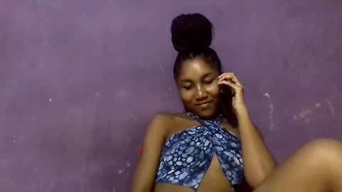 amelisy20005 online show from January 17, 2026, 4:33 pm