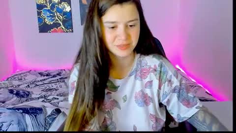 amellymillyy online show from November 3, 2025, 11:26 pm