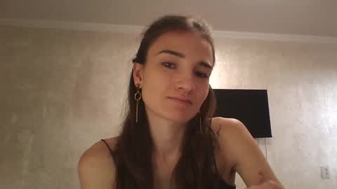 Snapshot of amethystnight_ chatting on October 23, 2025, 6:23 am Julia  online show from October 23, 2025, 6:23 am
