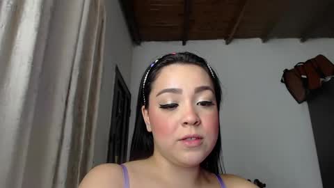 ami_rosee online show from December 12, 2024, 5:10 am