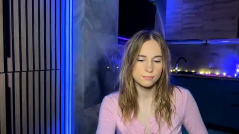 Amily online show from May 18, 2026, 4:24 pm