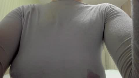 Kristina online show from October 4, 2025, 6:39 pm