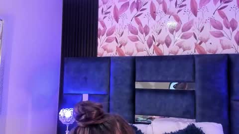 Ammy Jones online show from September 8, 2025, 7:35 pm