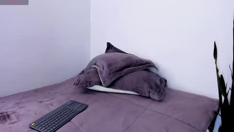 ammy online show from September 9, 2025, 2:38 pm