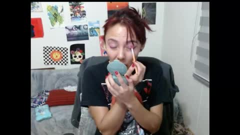 yisel online show from February 11, 2025, 3:18 am