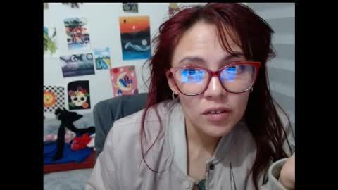 yisel online show from February 12, 2025, 3:07 am