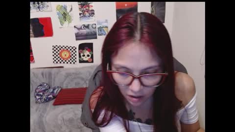 yisel online show from February 14, 2025, 2:39 am