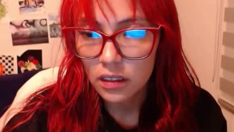 yisel online show from October 24, 2025, 1:03 am