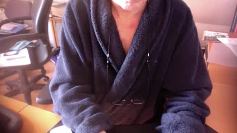 Amor2200 online show from February 23, 2025, 12:27 pm