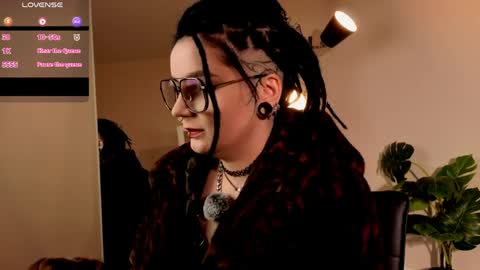 amore online show from April 1, 2026, 11:13 pm