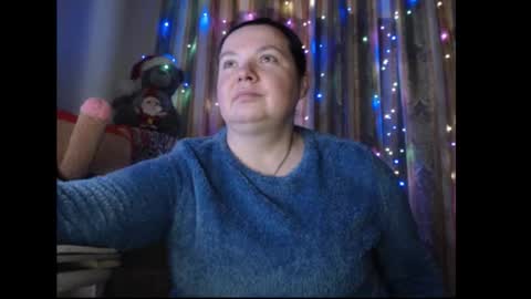 amorelara online show from December 2, 2025, 7:14 am