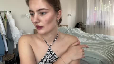 amorelle_ online show from May 22, 2026, 6:53 am