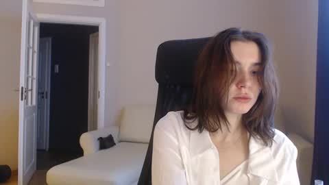 Snapshot of amoremeoww chatting on February 19, 2025, 6:44 am miss unforgettable online show from February 19, 2025, 6:44 am