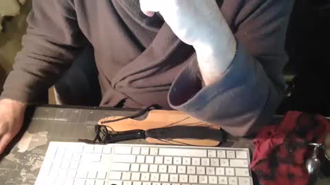 Snapshot of amslave4f chatting on February 10, 2025, 8:09 am amslave4f online show from February 10, 2025, 8:09 am