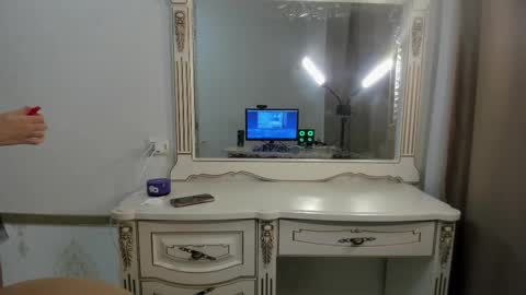 Snapshot of amy1_1 chatting on February 22, 2026, 8:51 pm amy1_1 online show from February 22, 2026, 8:51 pm