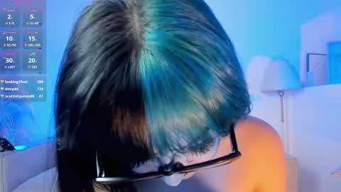 Hello I am Allison Welcome to my room and let is  have a good time together whith me online show from November 20, 2025, 9:14 pm