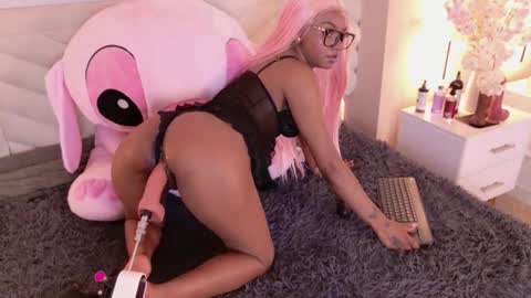 Snapshot of amy_miller2 chatting on February 25, 2026, 8:29 pm Amy online show from February 25, 2026, 8:29 pm