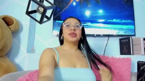 Emy Noa  online show from April 11, 2026, 1:10 am