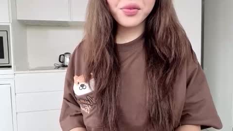 girl next door named Amy online show from March 1, 2026, 8:27 am