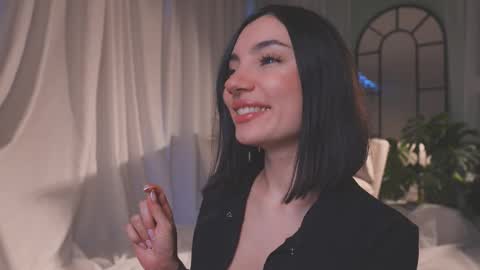 Snapshot of amyarmstrong chatting on February 2, 2026, 11:03 pm Amy Armstrong online show from February 2, 2026, 11:03 pm