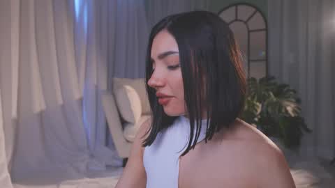 Snapshot of amyarmstrong chatting on February 17, 2026, 9:10 pm Amy Armstrong online show from February 17, 2026, 9:10 pm