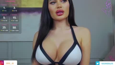 Snapshot of amyazuree chatting on December 19, 2025, 9:11 pm Amy online show from December 19, 2025, 9:11 pm