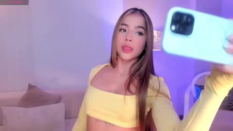 Snapshot of amydavis_ chatting on December 4, 2025, 7:22 pm Amy online show from December 4, 2025, 7:22 pm