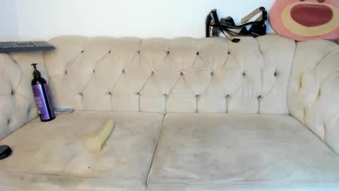 Amy Kamila online show from January 9, 2025, 7:10 am