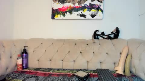 Amy Kamila online show from February 1, 2025, 3:41 am