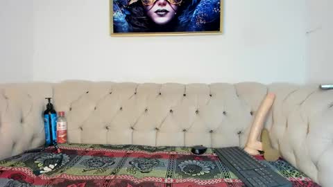 Amy Kamila online show from February 12, 2025, 4:01 am