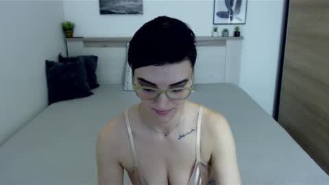 Snapshot of amylexy chatting on January 14, 2025, 11:31 am Hi there guys  My pleasure in your hands  pvt is open online show from January 14, 2025, 11:31 am