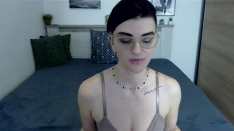 Snapshot of amylexy chatting on February 28, 2025, 10:17 pm Hi there guys  My pleasure in your hands  pvt is open online show from February 28, 2025, 10:17 pm